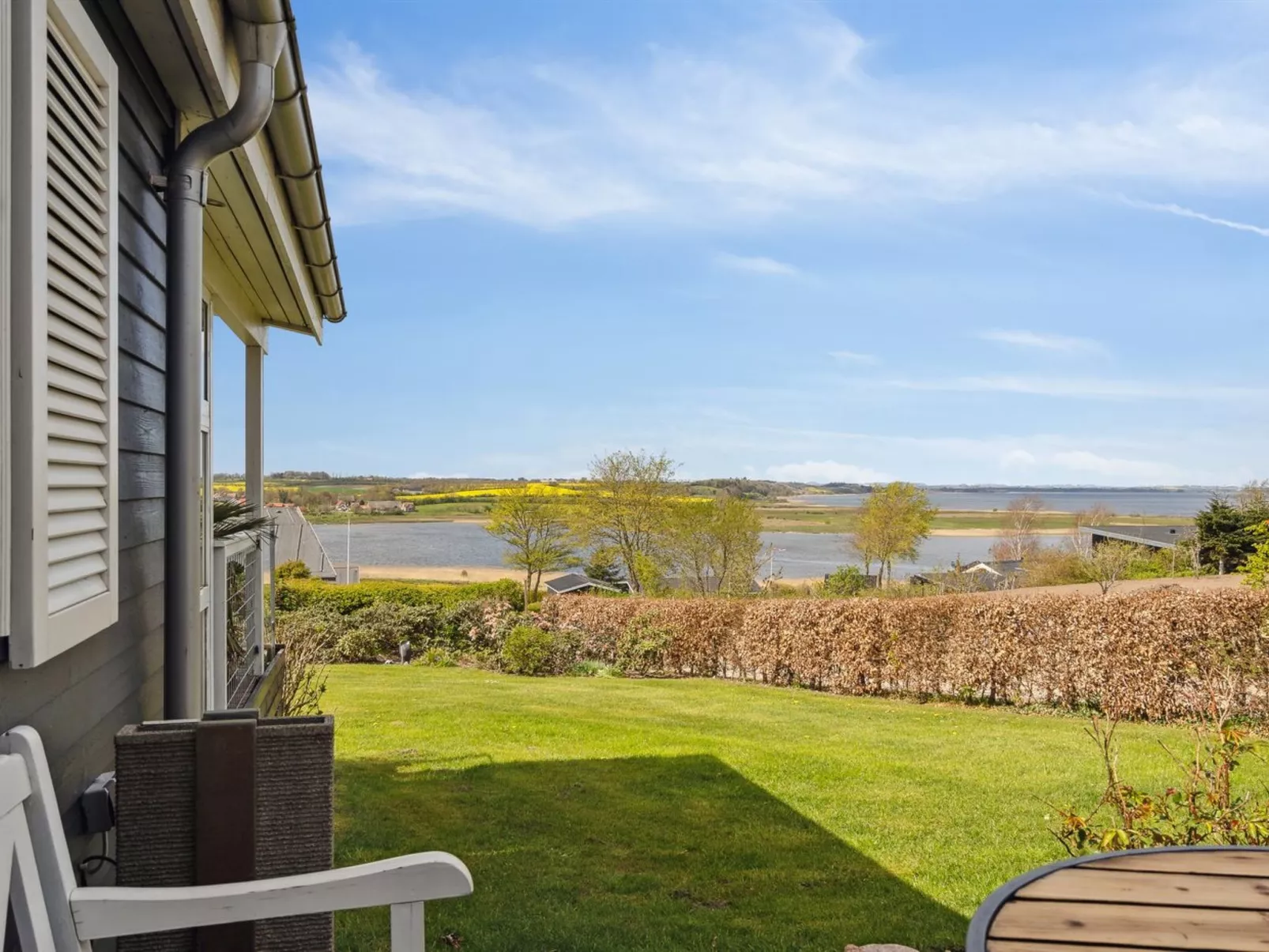 "Annabeth" - 300m to the fjord-Outside