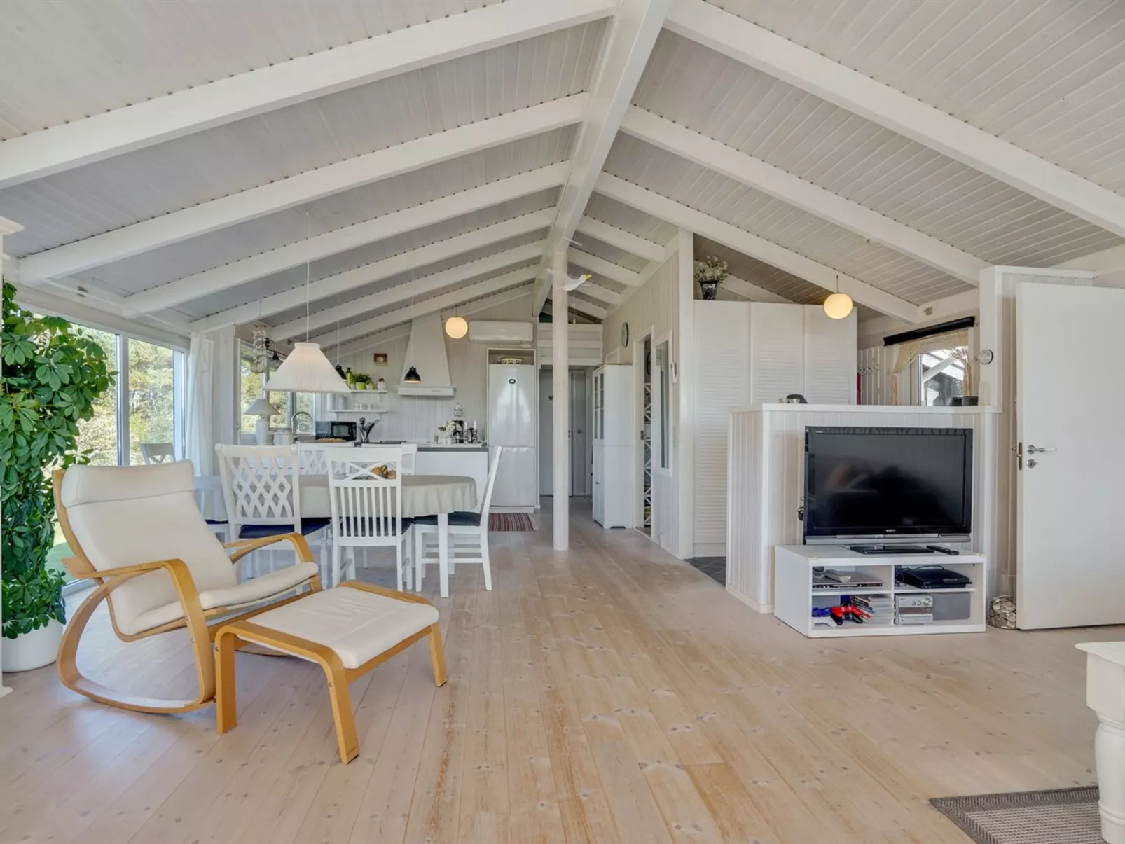 "Wante" - 900m from the sea-Inside