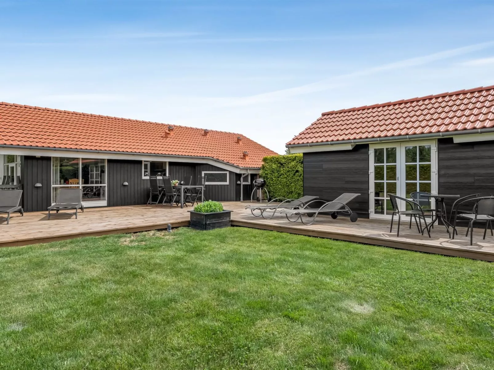 "Egino" - 1km from the sea-Outside