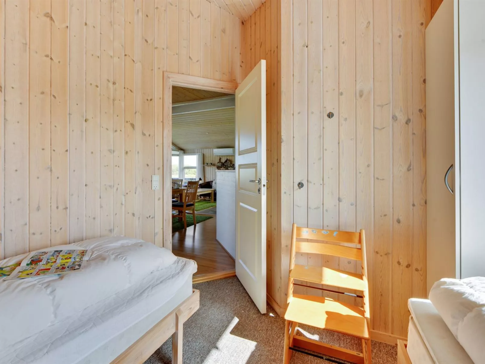 "Electra" - 500m to the fjord-Dedans