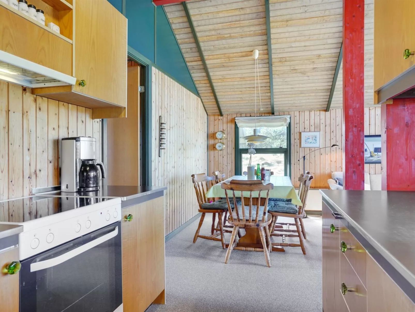 "Alfrik" - 900m from the sea-Inside