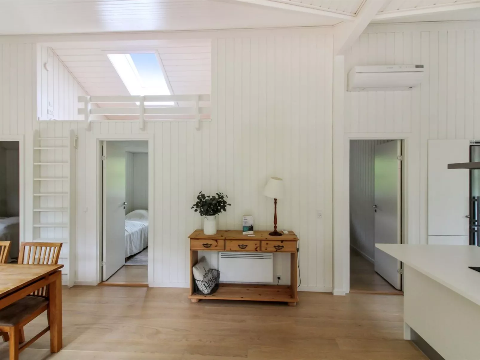 "Colette" - 700m from the sea-Drinnen