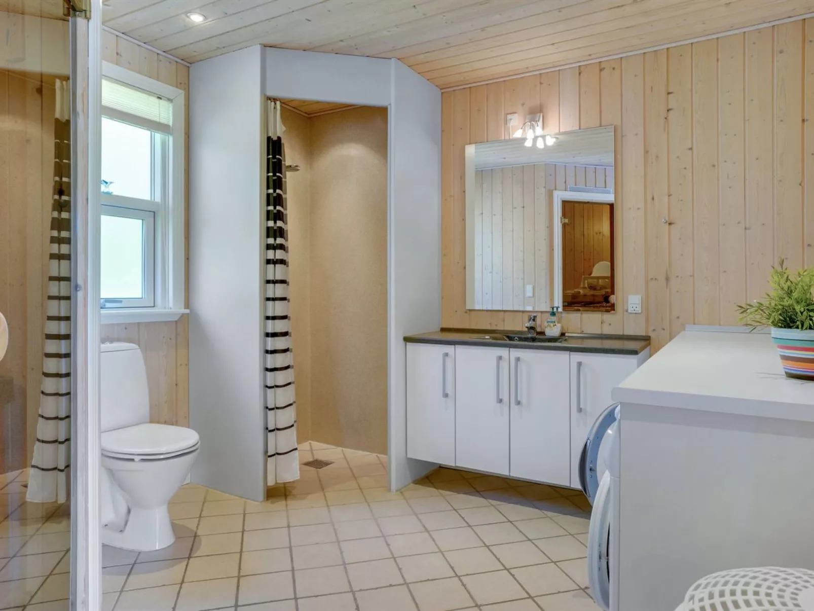 "Wilja" - 400m from the sea-Drinnen