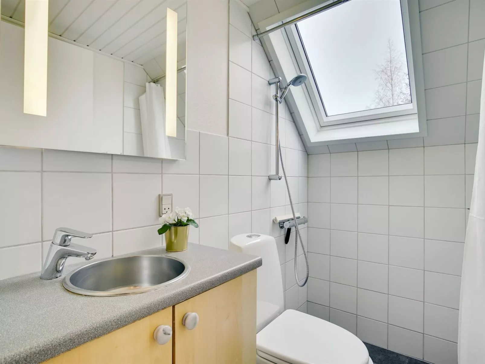 "Ingalil" - 650m from the sea-Inside