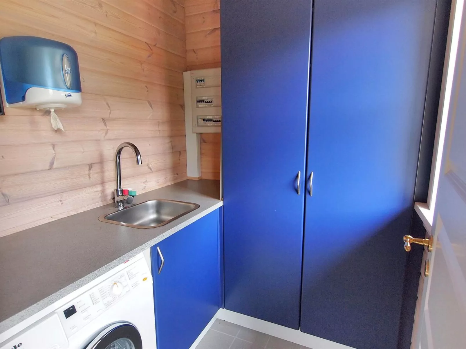 "Lilian" - 600m from the sea-Dedans