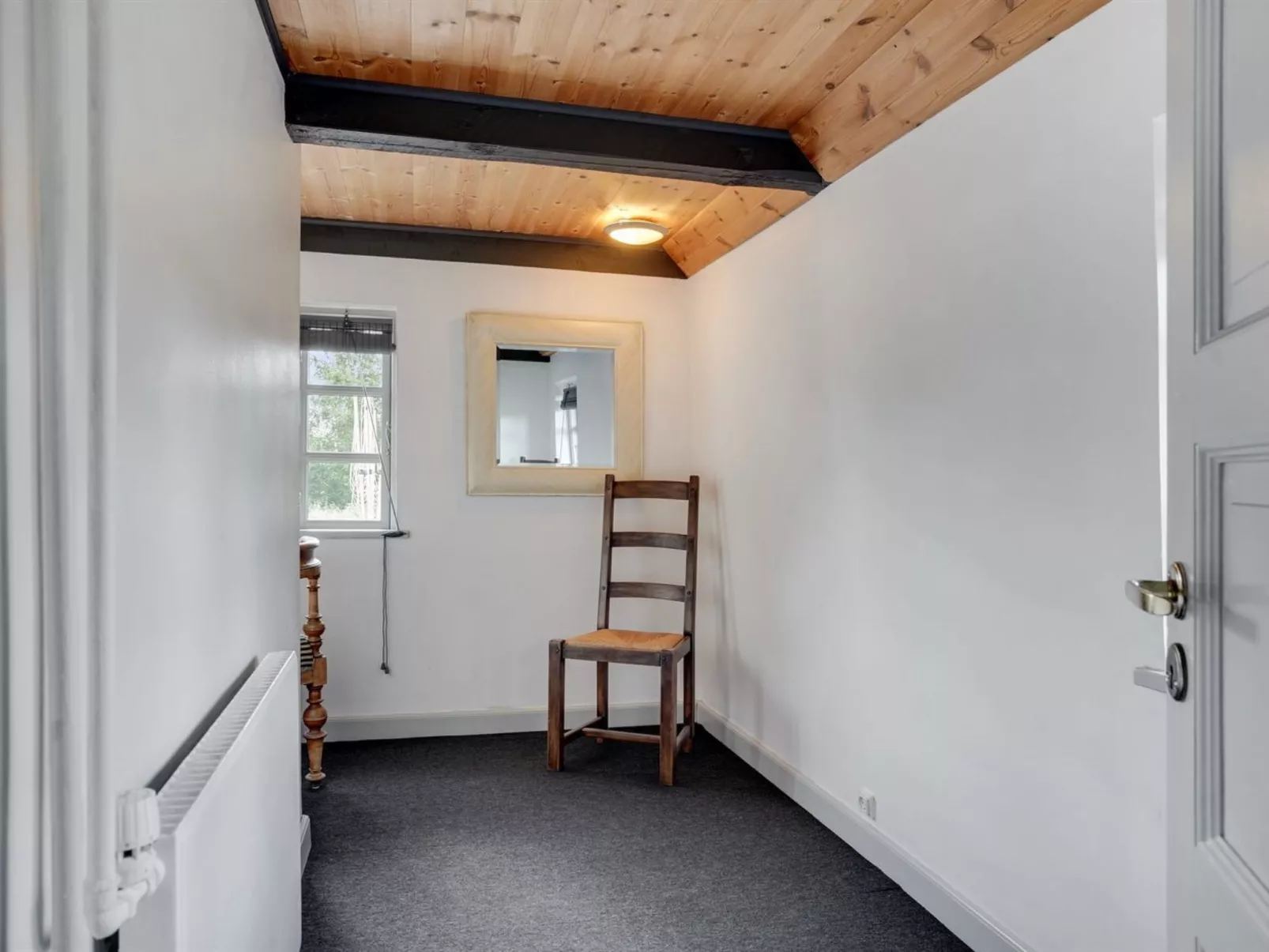 "Maileen" - 2.1km to the fjord-Dedans