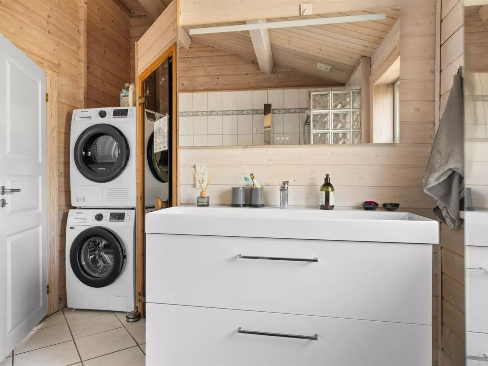 "Anneli" - 600m from the sea-Inside