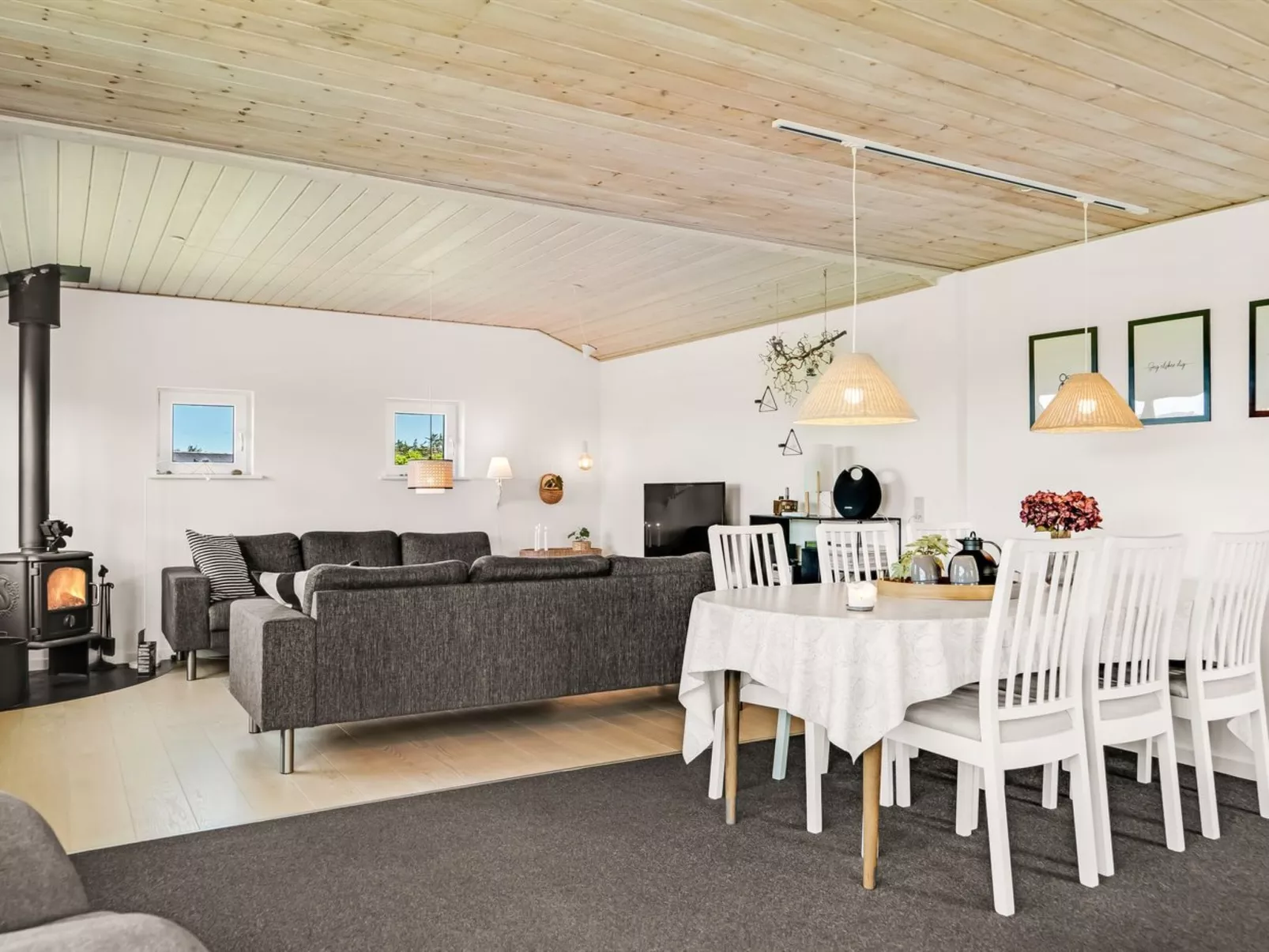 "Lica" - 600m from the sea-Inside