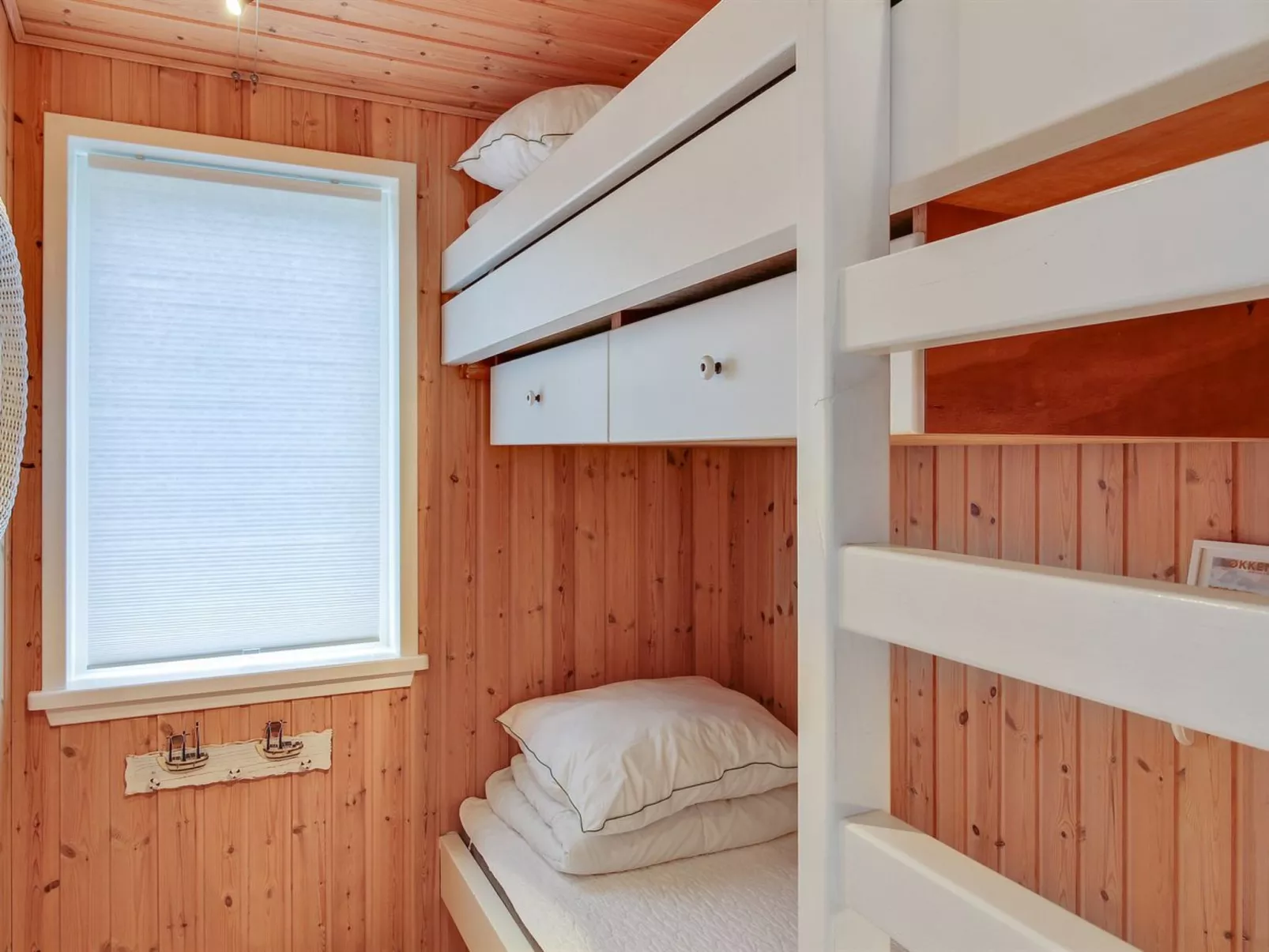 "Freydis" - 92m from the sea-Inside