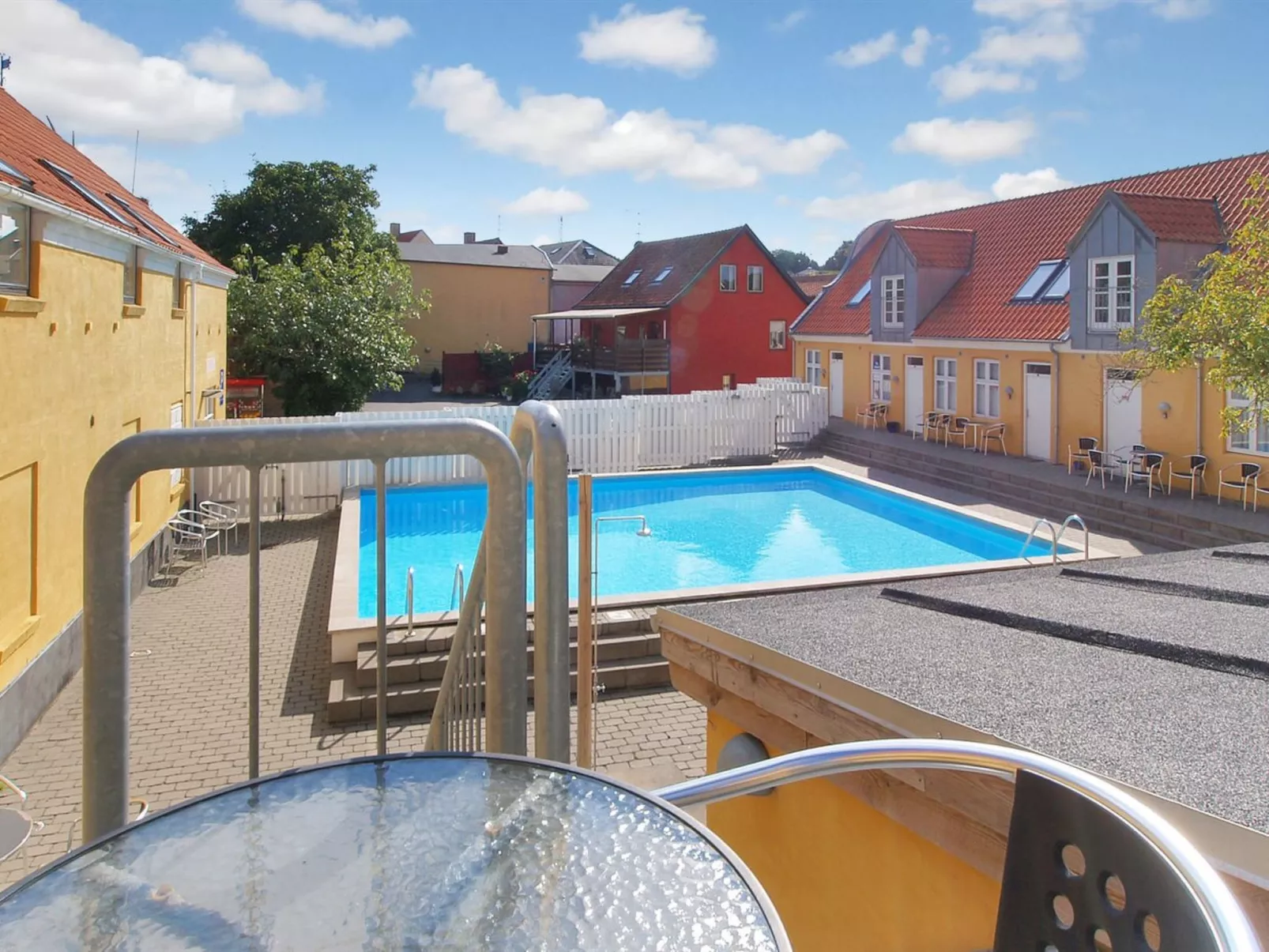 "Sylviane" - 500m from the sea-Dehors