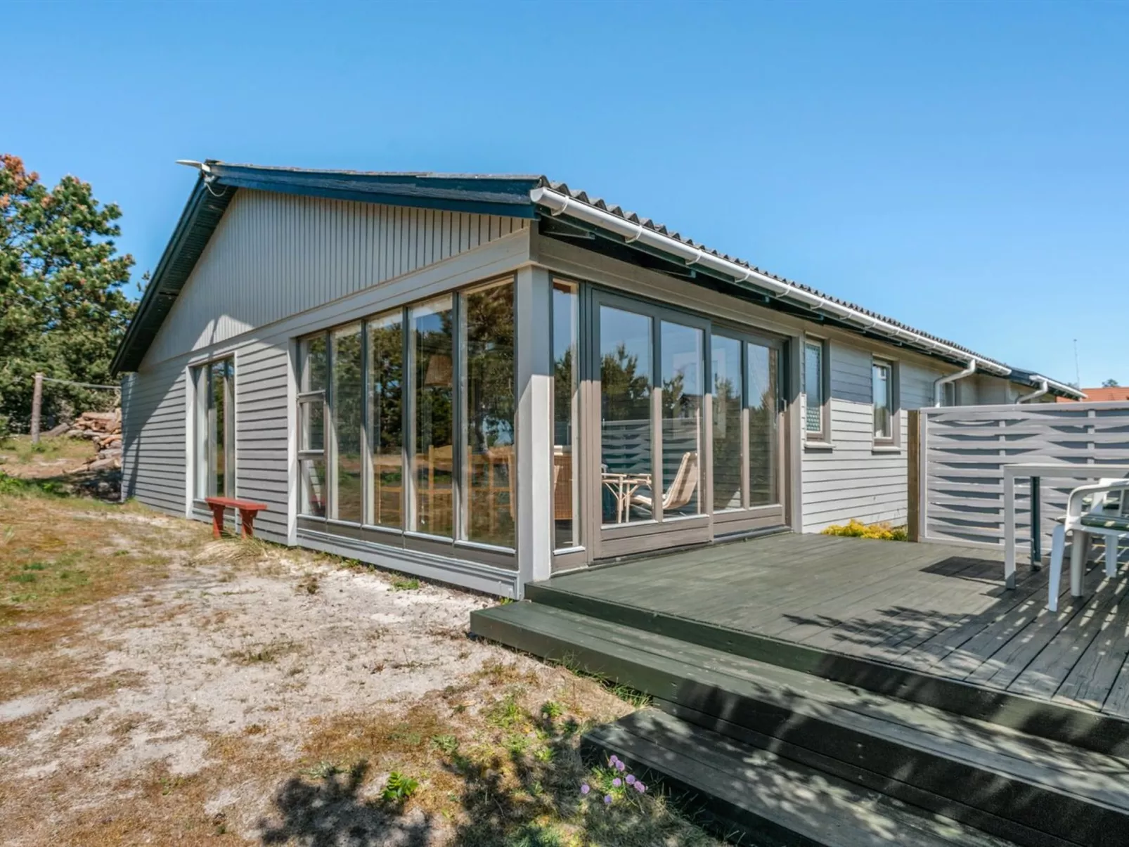 "Petersen" - 50m from the sea-Outside