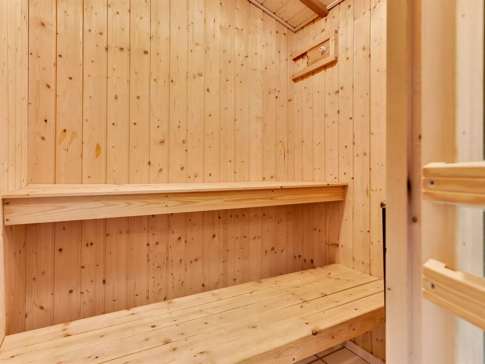 "Roel" - 500m from the sea-Dedans