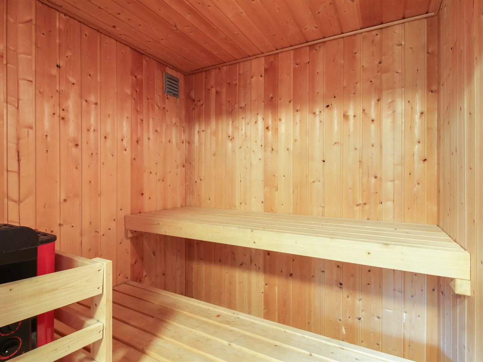 "Aved" - 350m from the sea-Inside