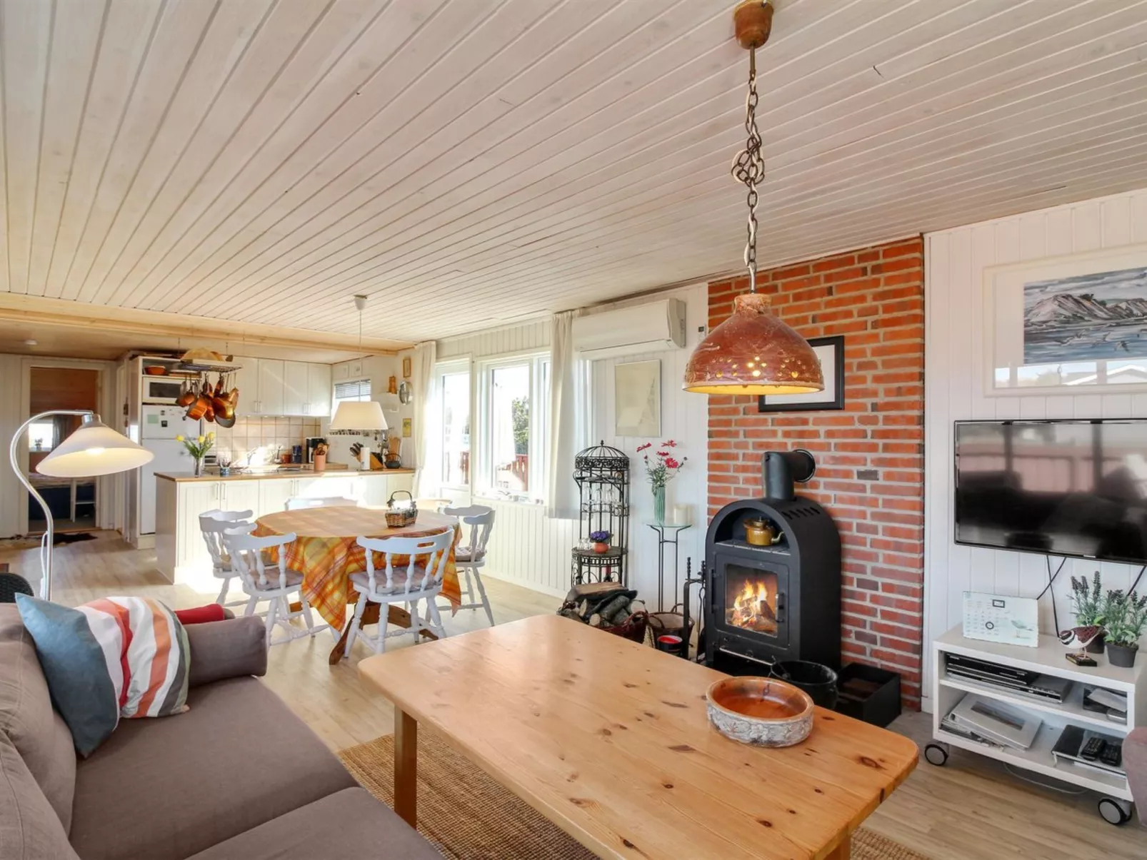 "Fiene" - 300m from the sea-Dedans