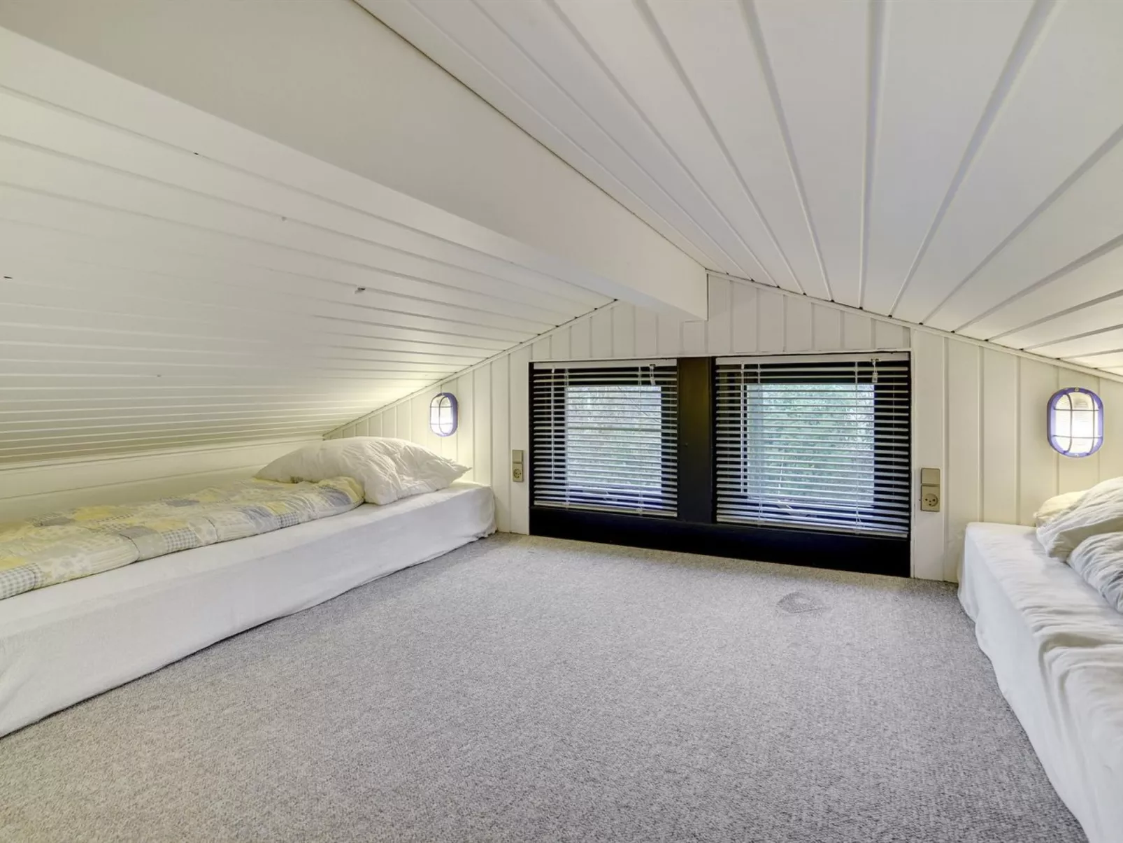 "Aimi" - 270m from the sea-Inside