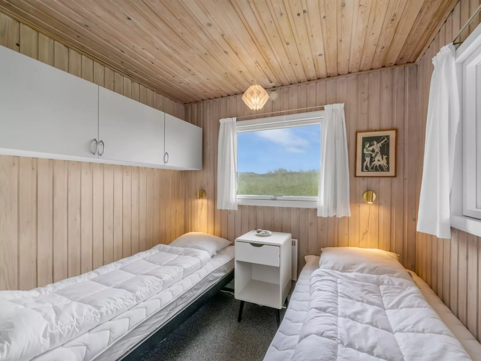 "Nicolaus" -  from the sea-Dedans