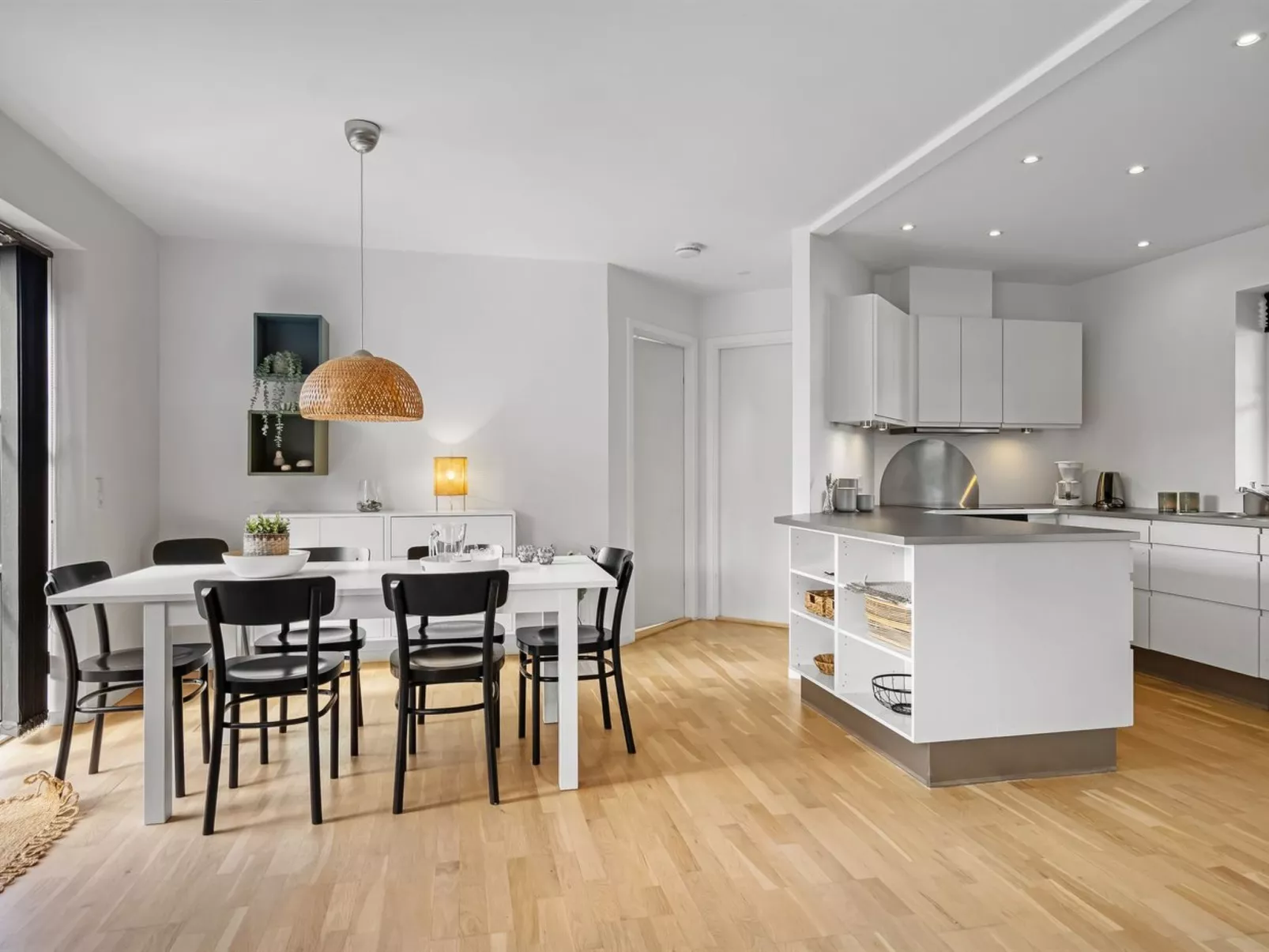 "Marijanne" - 500m from the sea-Drinnen