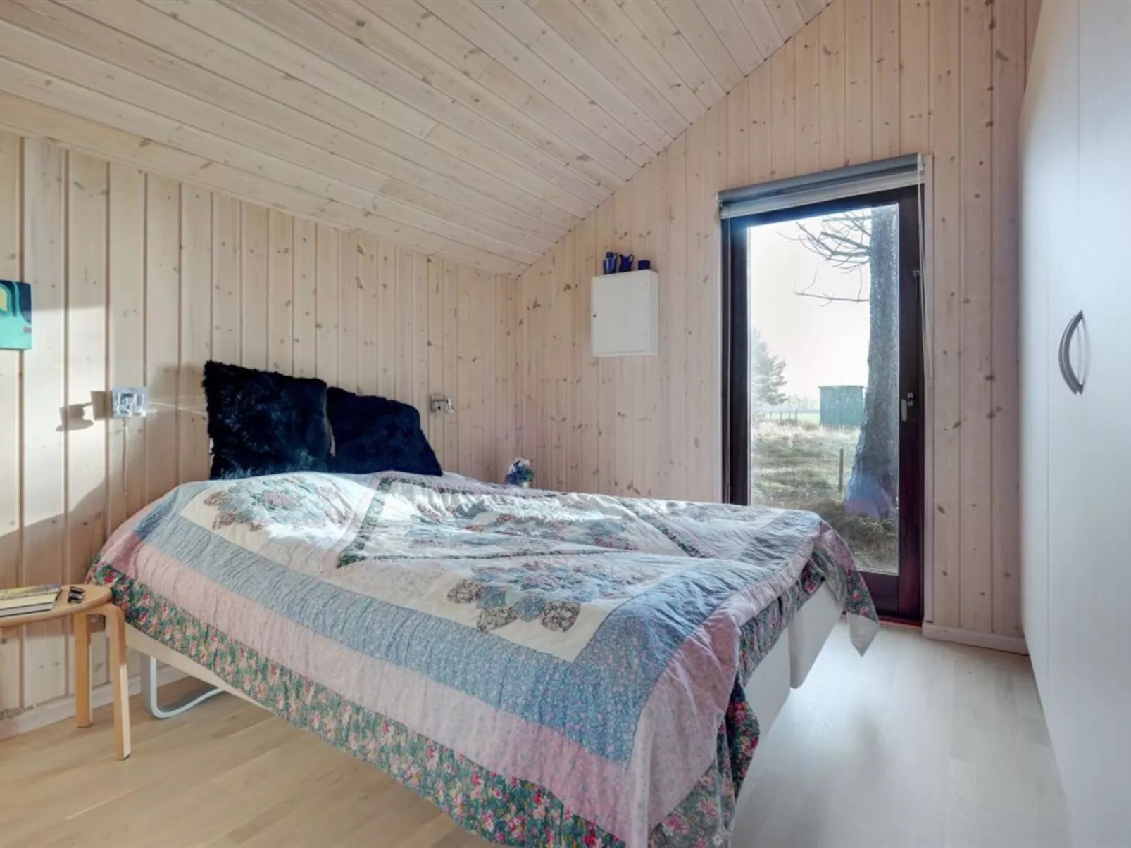 "Matine" - 800m from the sea-Inside