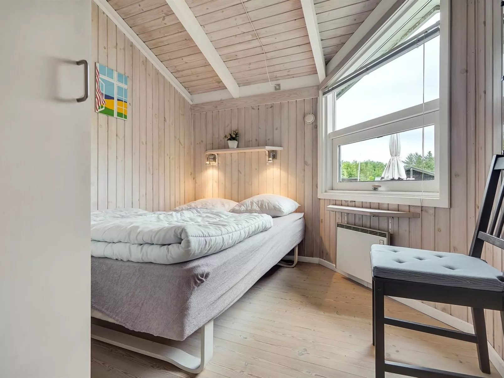 "Gjorgjija" -  from the sea-Dedans