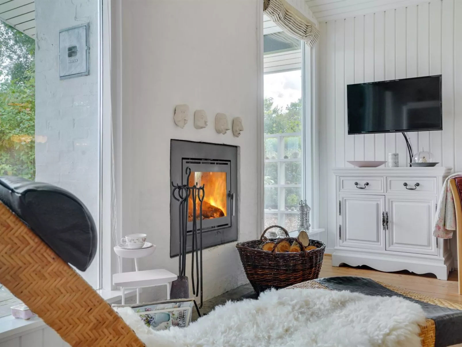 "Suoma" - 400m to the fjord-Inside