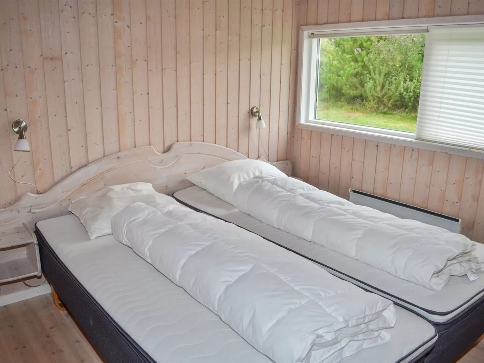 "Åsta" - 1.7km from the sea-Drinnen