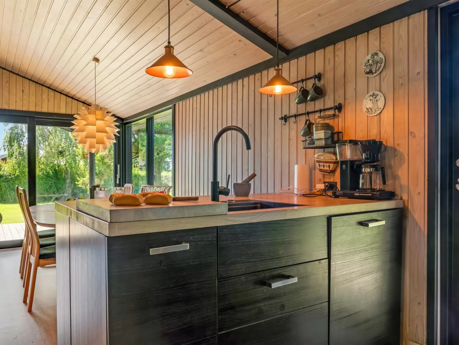 "Litle" - 600m from the sea-Inside