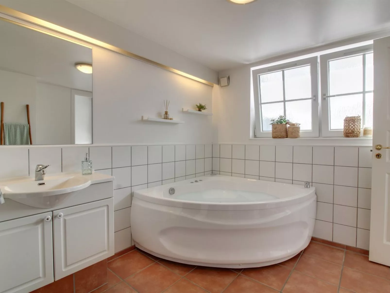 "Vinny" - 1.2km from the sea-Dedans