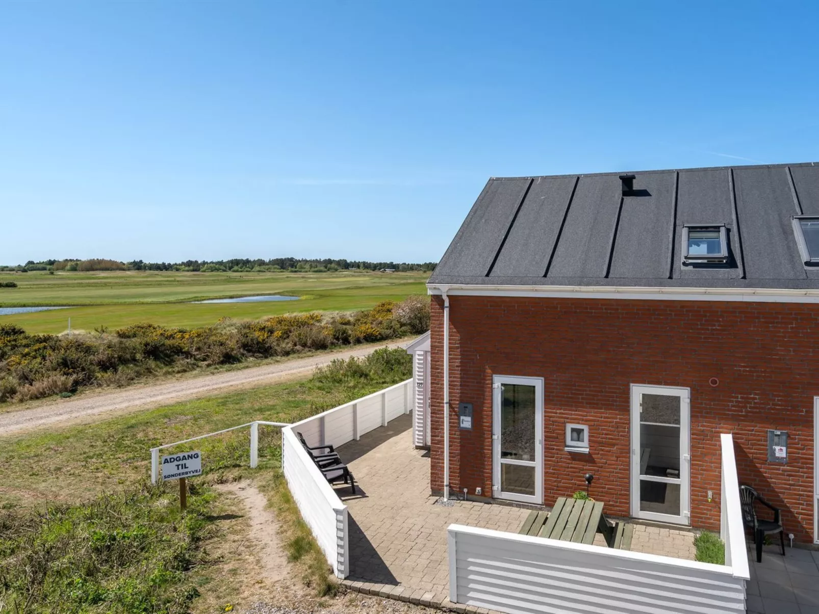 "Gerharde" - 2.3km from the sea-Outside