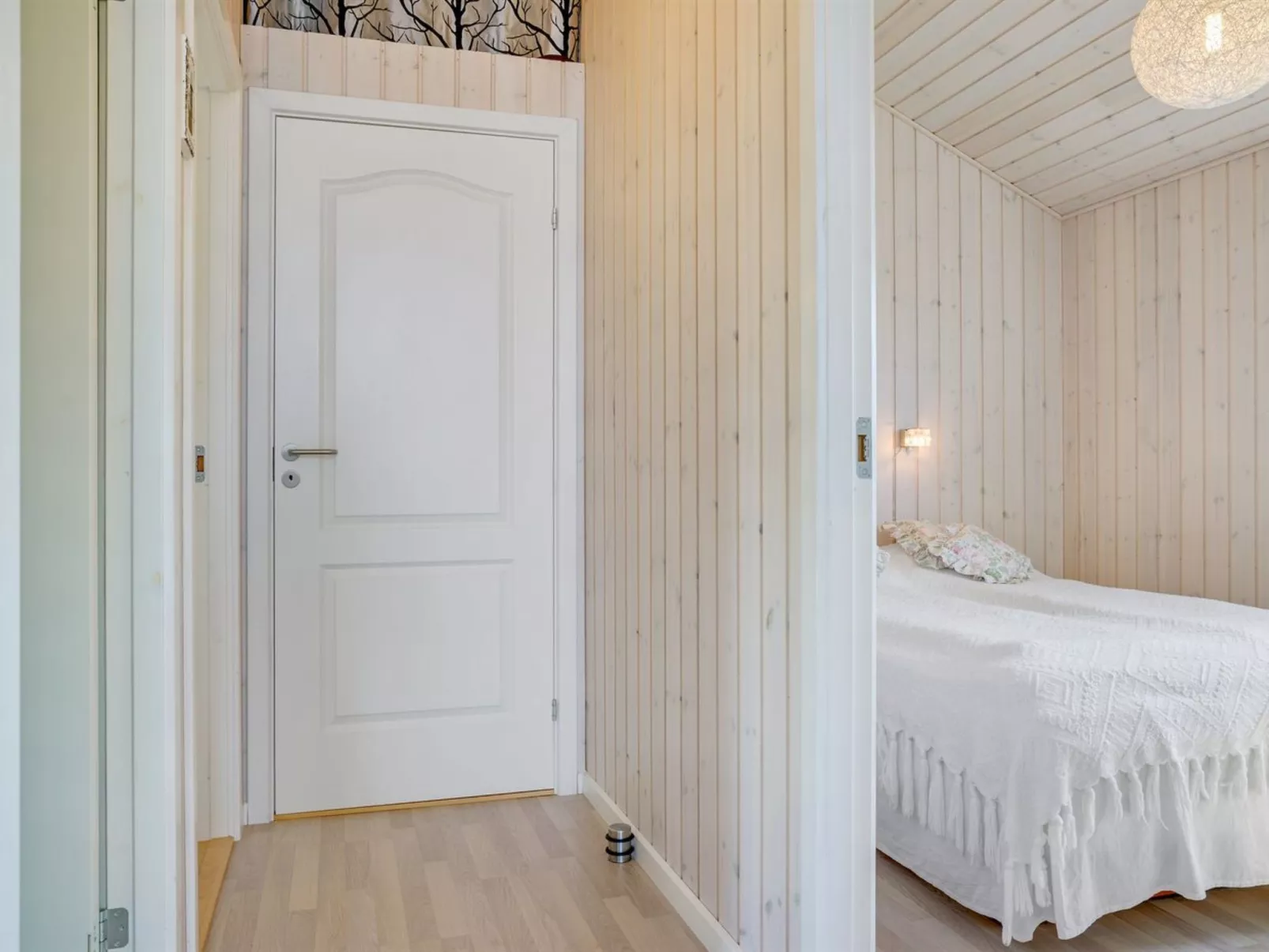 "Hubert" - 150m from the sea-Inside