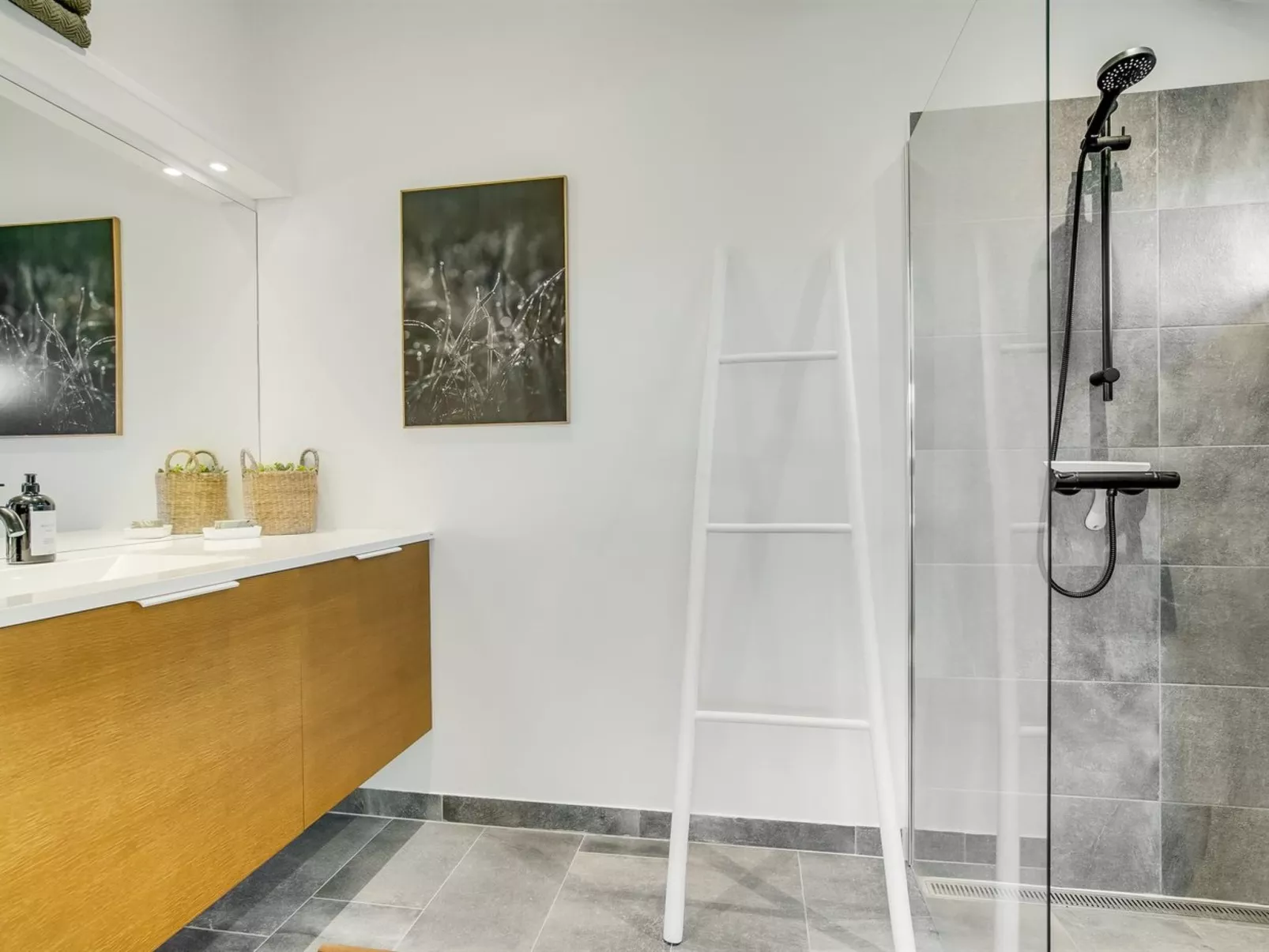 "Remko" - 1.5km from the sea-Drinnen