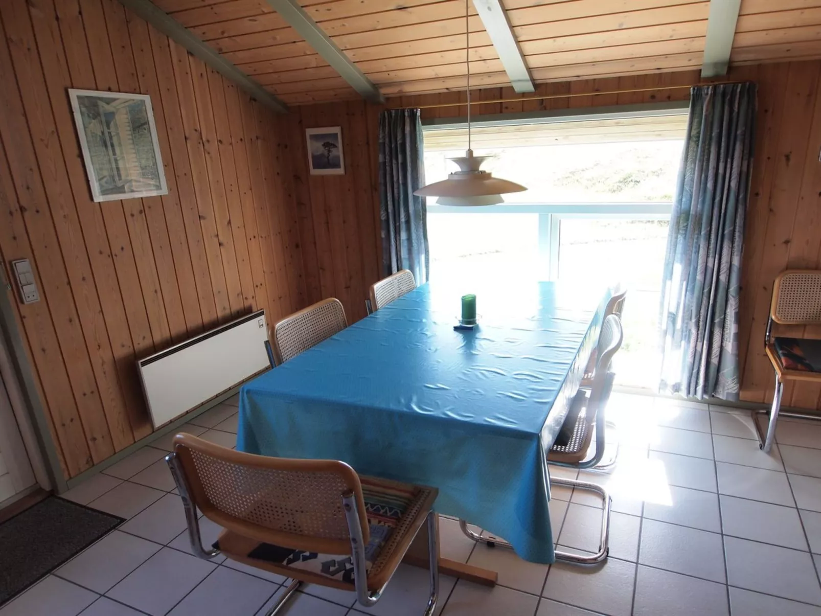 "Juha" -  from the sea-Dedans