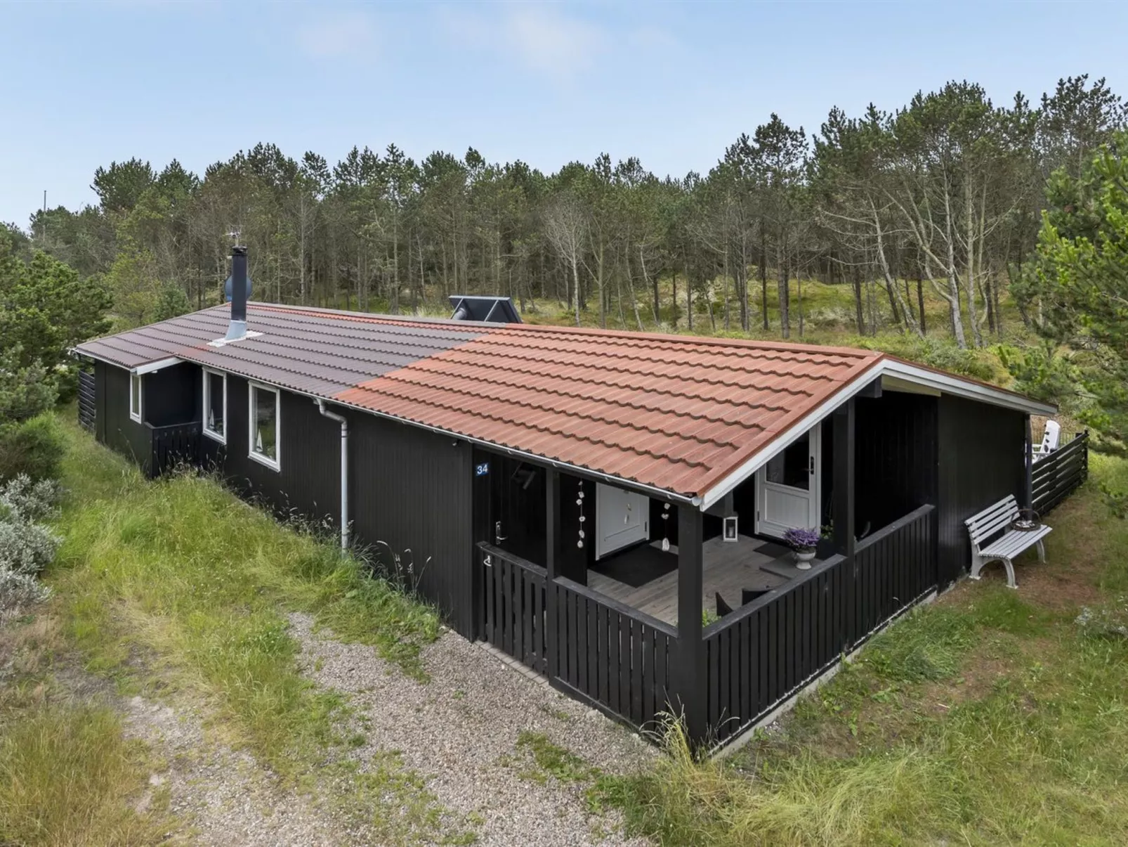 "Emeline" - 1.7km from the sea-Outside