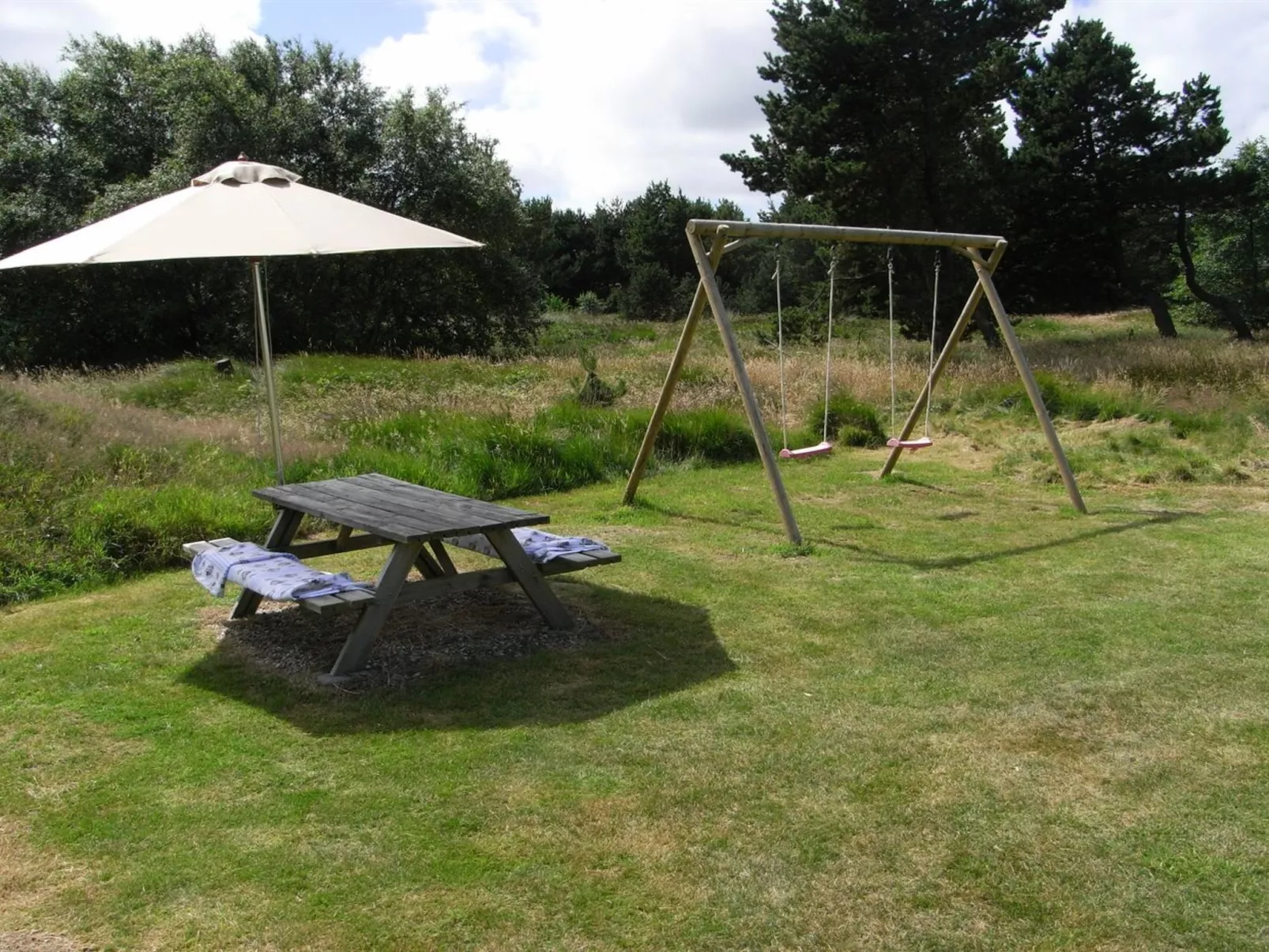 "Livia" - 900m from the sea-Draußen