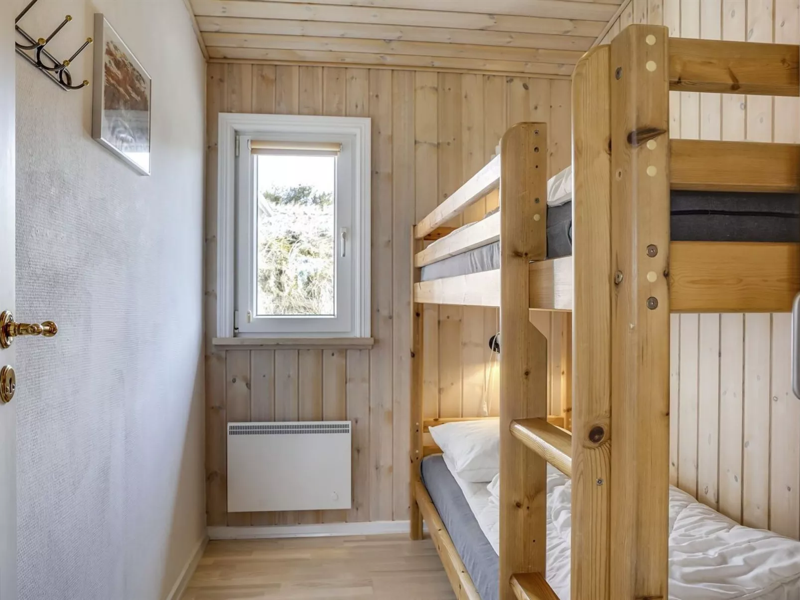 "Eugenie" - 450m from the sea-Drinnen