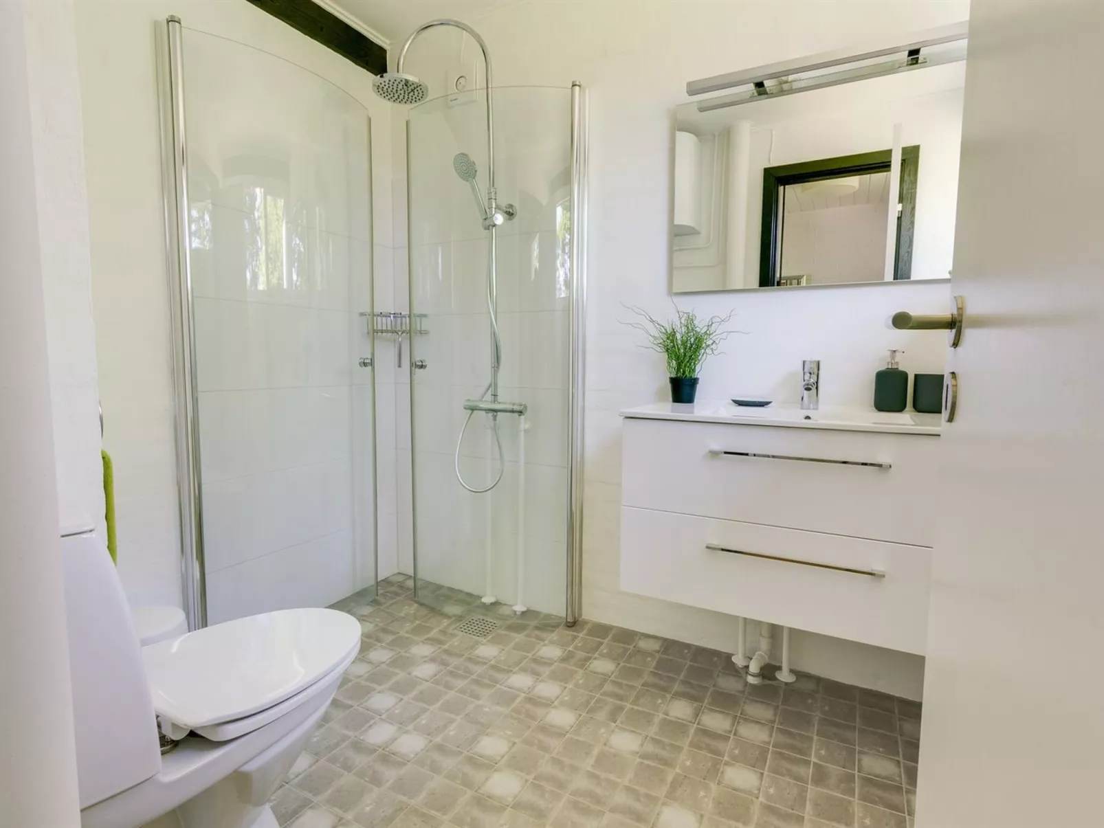 "Enya" - 600m from the sea-Dedans