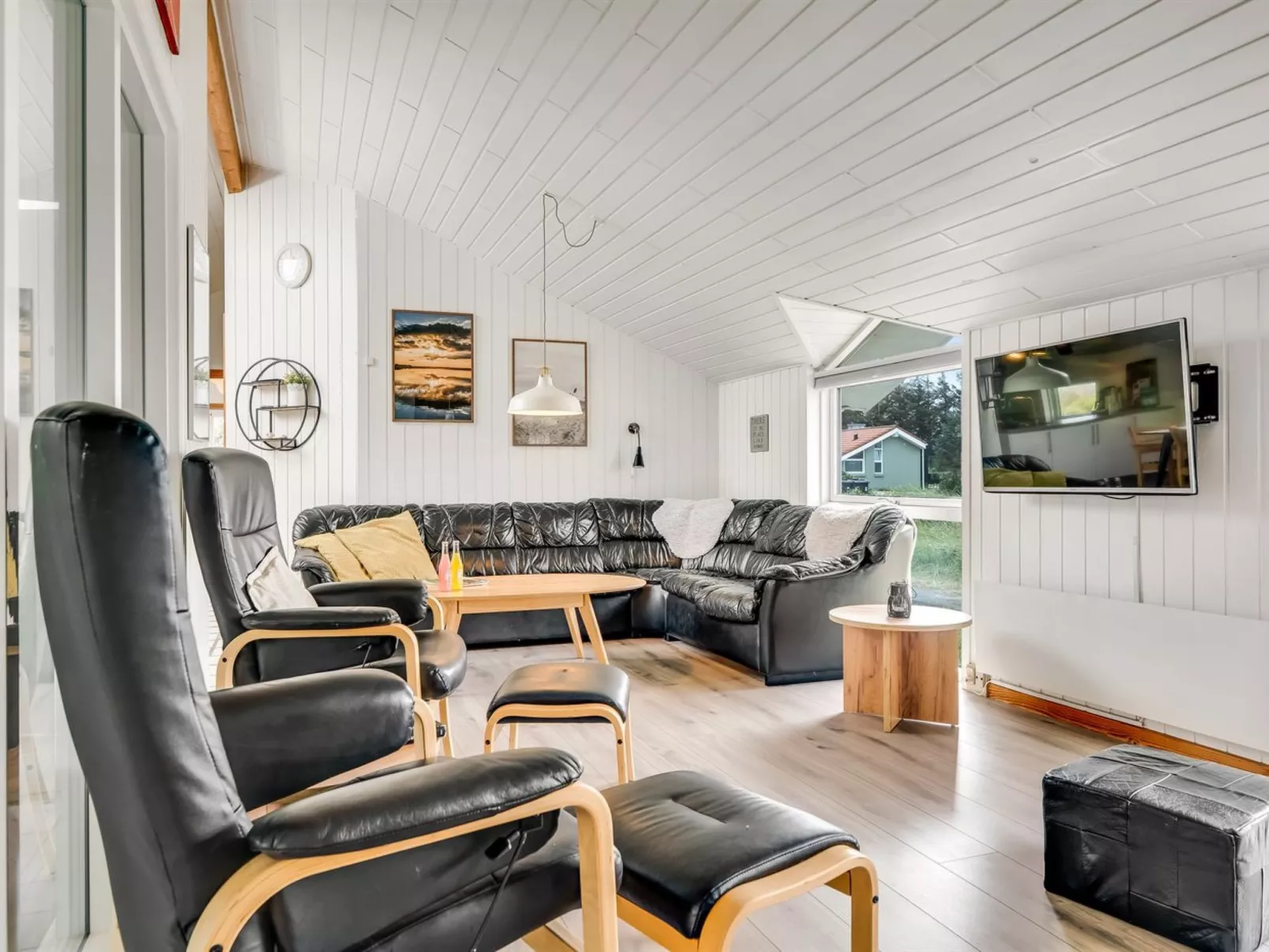 "Luzy" - 600m from the sea-Inside