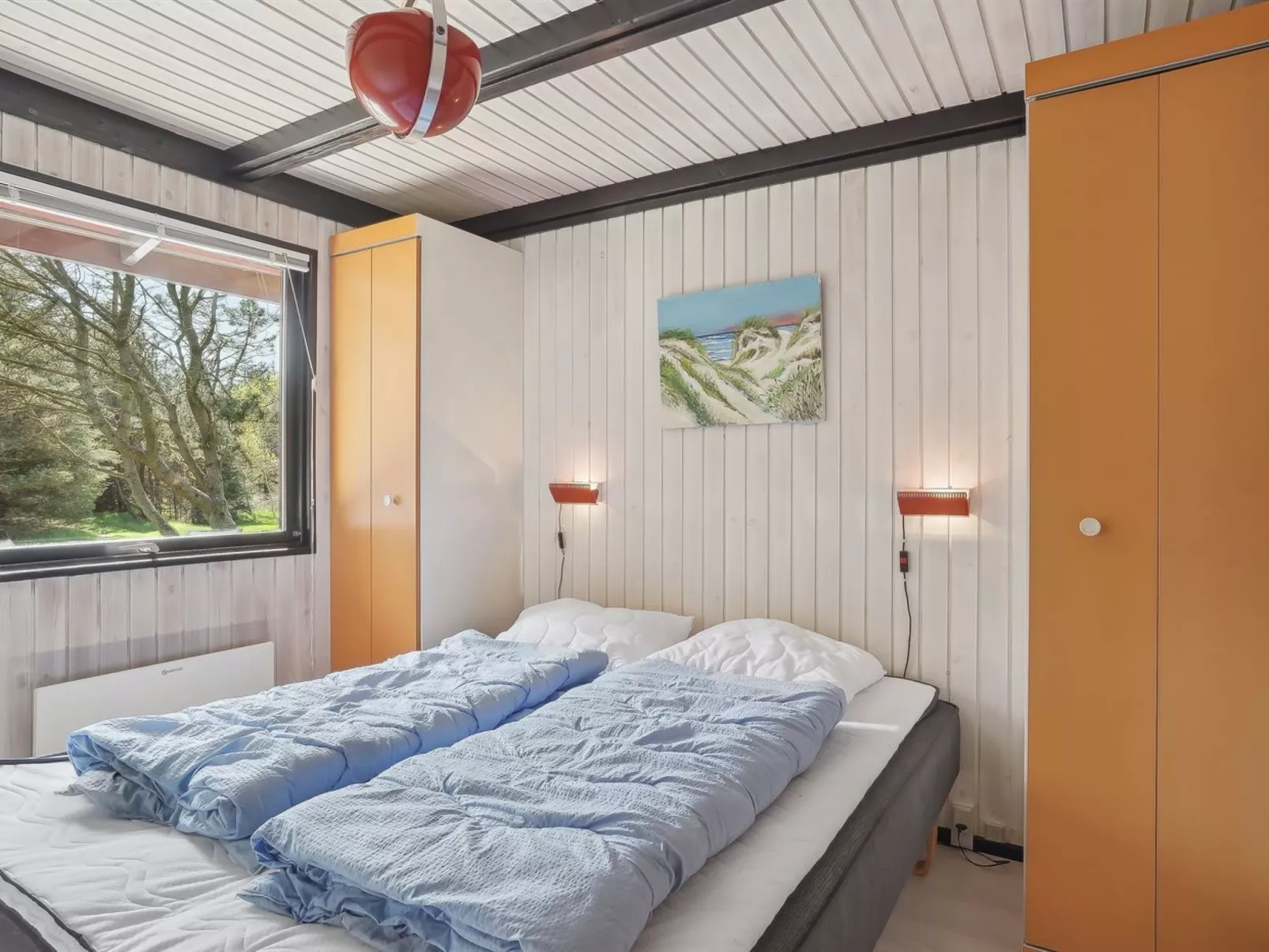 "Therbern" - 1.7km from the sea-Inside