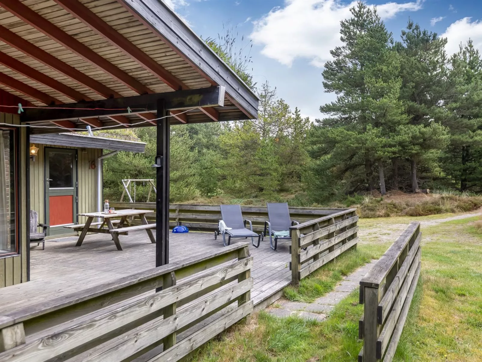 "Falki" - 2.5km from the sea-Draußen