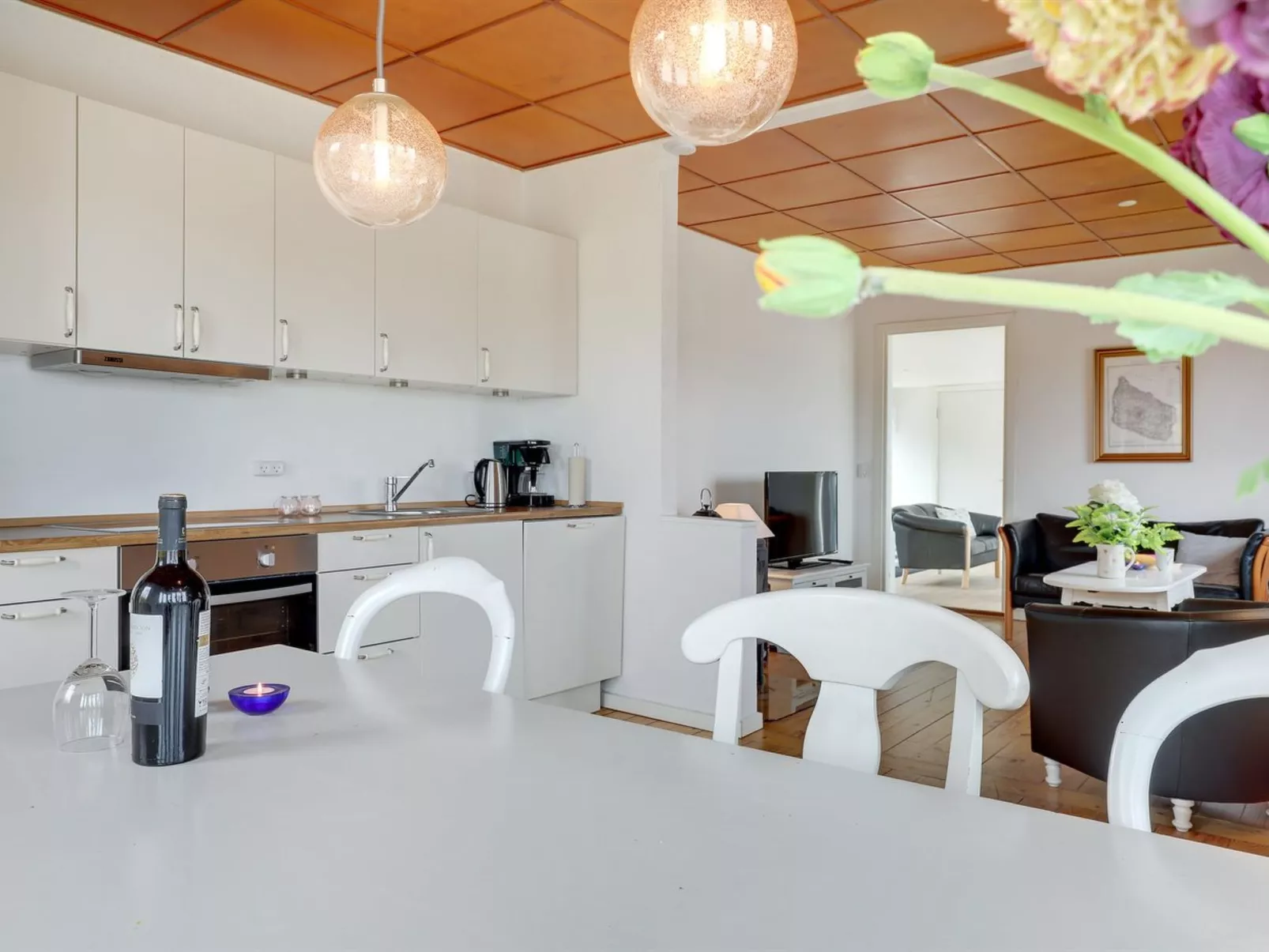 "Ensio" - 150m from the sea-Drinnen