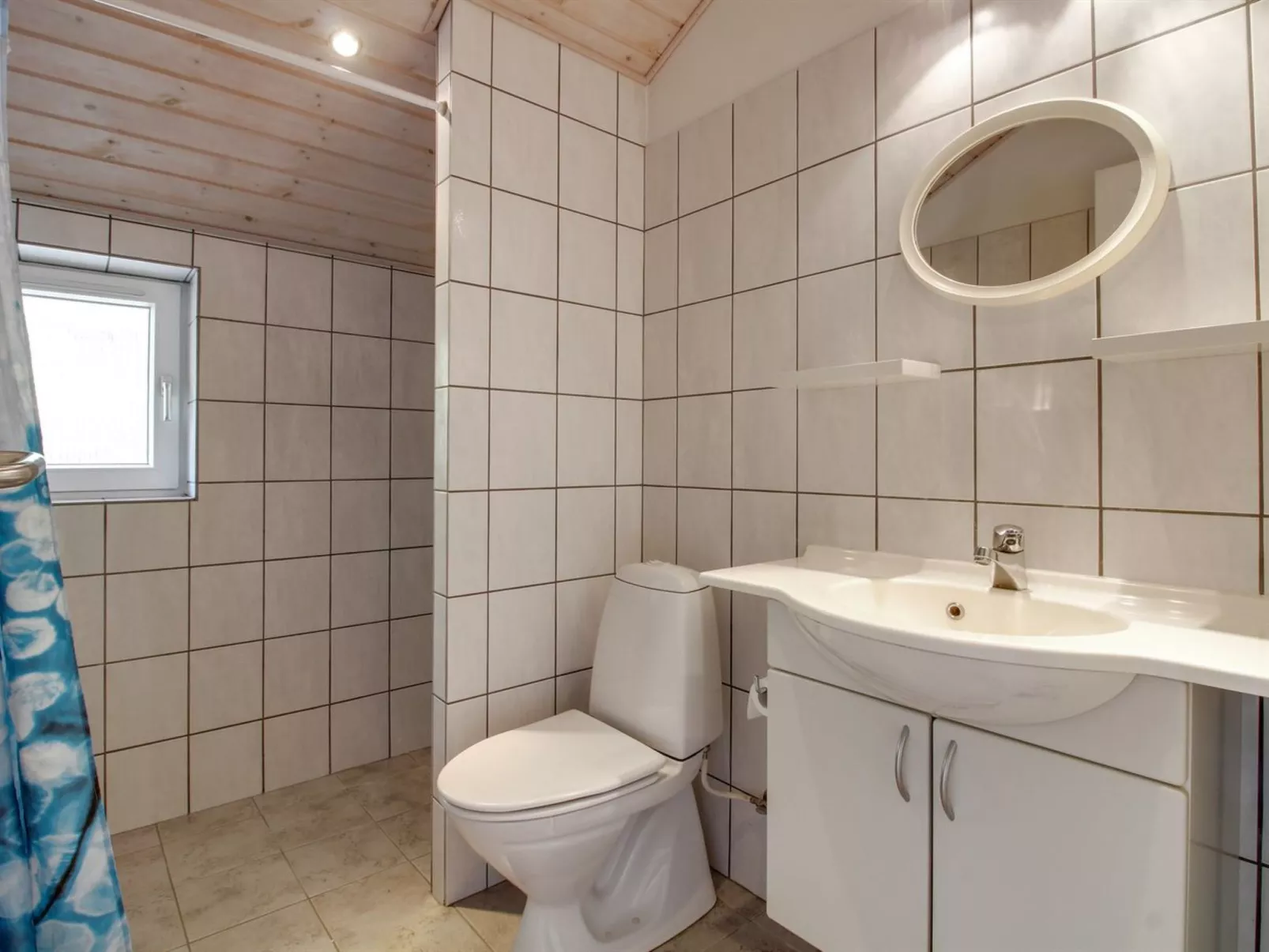 "Taisto" - 1.8km from the sea-Inside