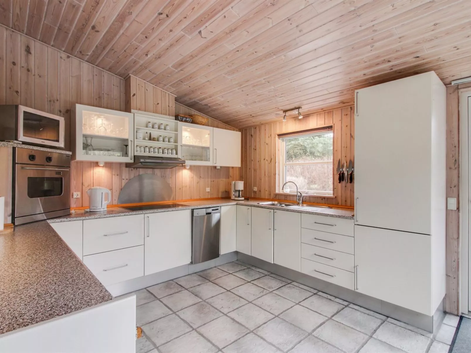 "Hagen" - 250m from the sea-Dedans