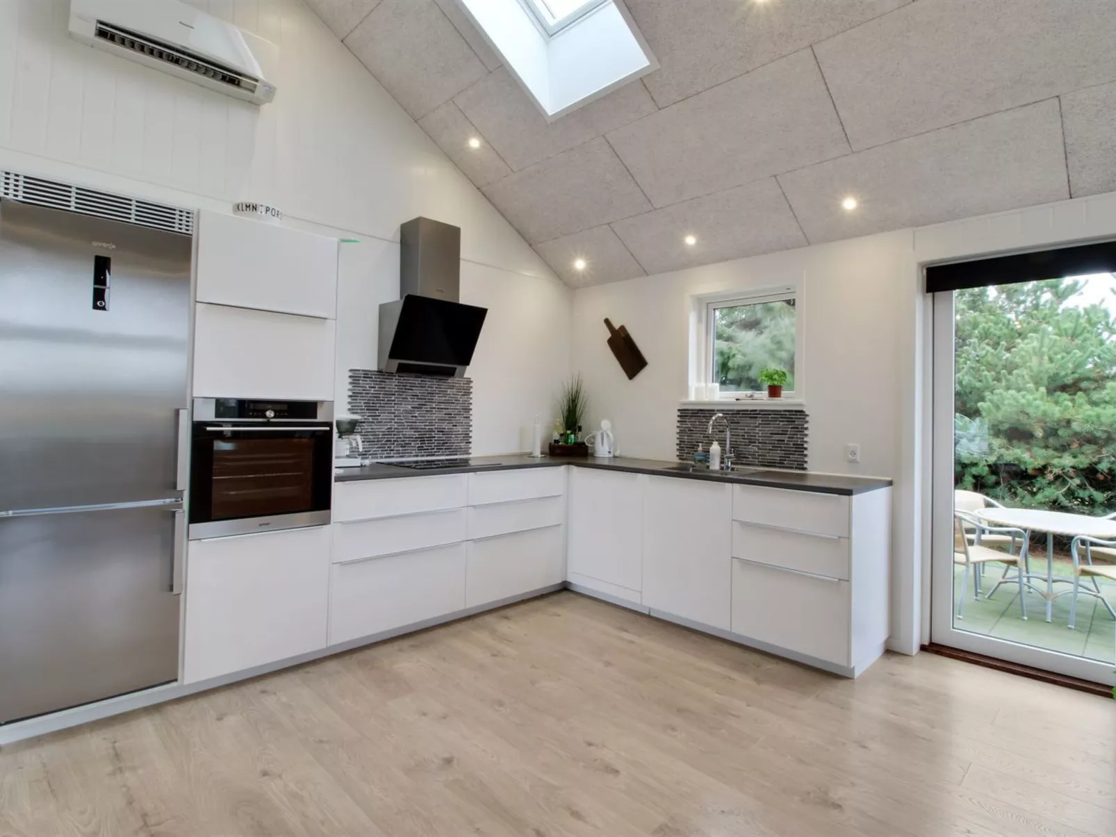 "Cholena" - 700m from the sea-Dedans