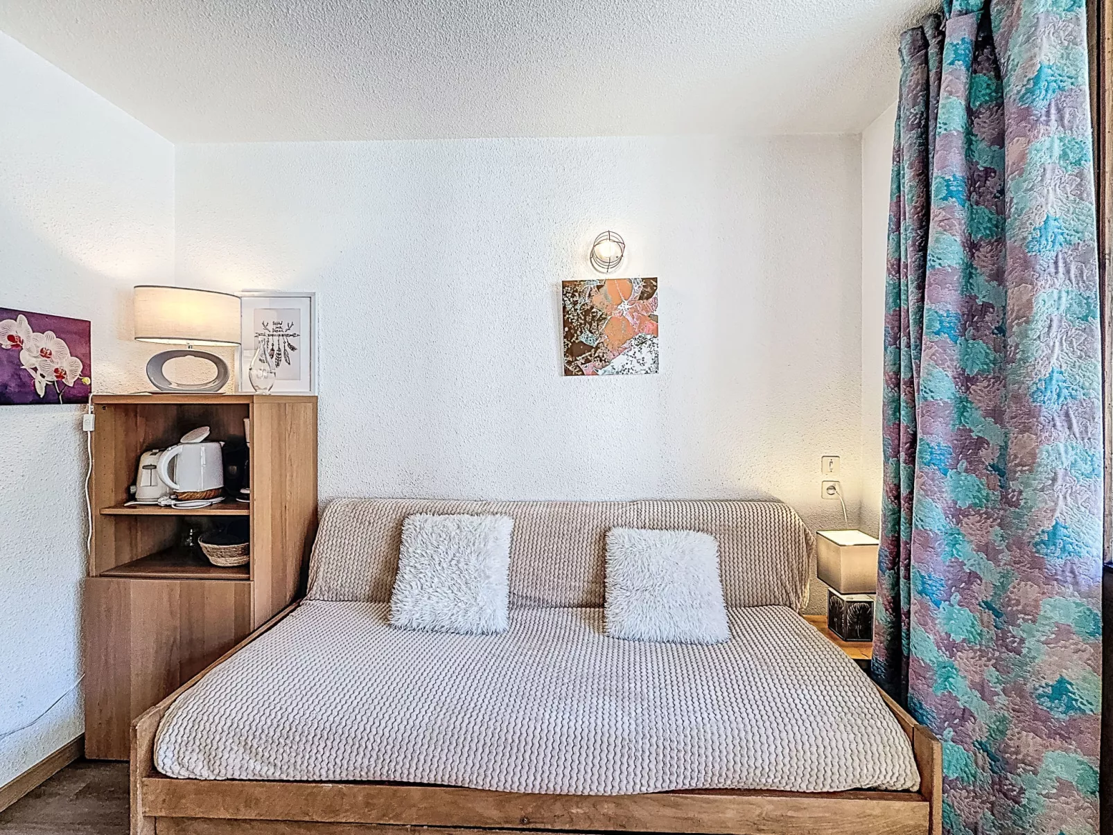 Rond Point des Pistes (Val Claret)-Inside