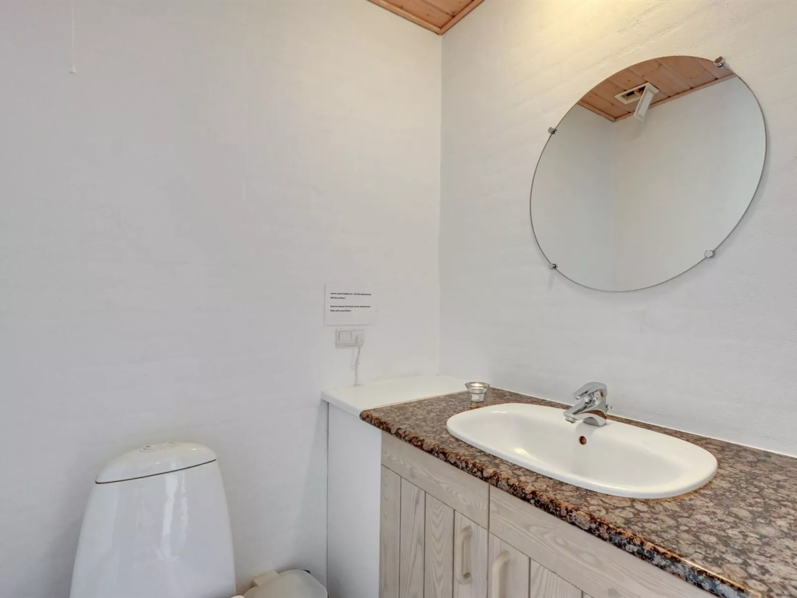 "Nanette" - 300m to the fjord-Dedans