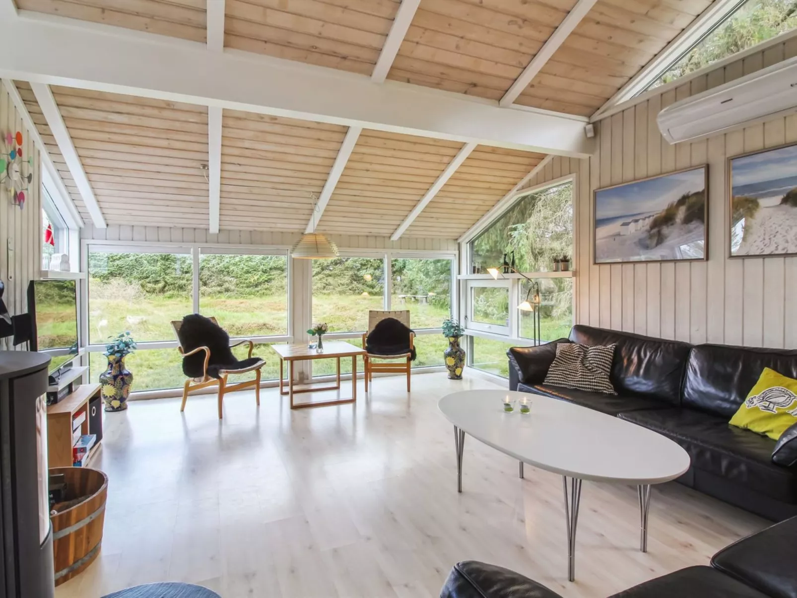 "Immi" - 1.5km from the sea-Drinnen