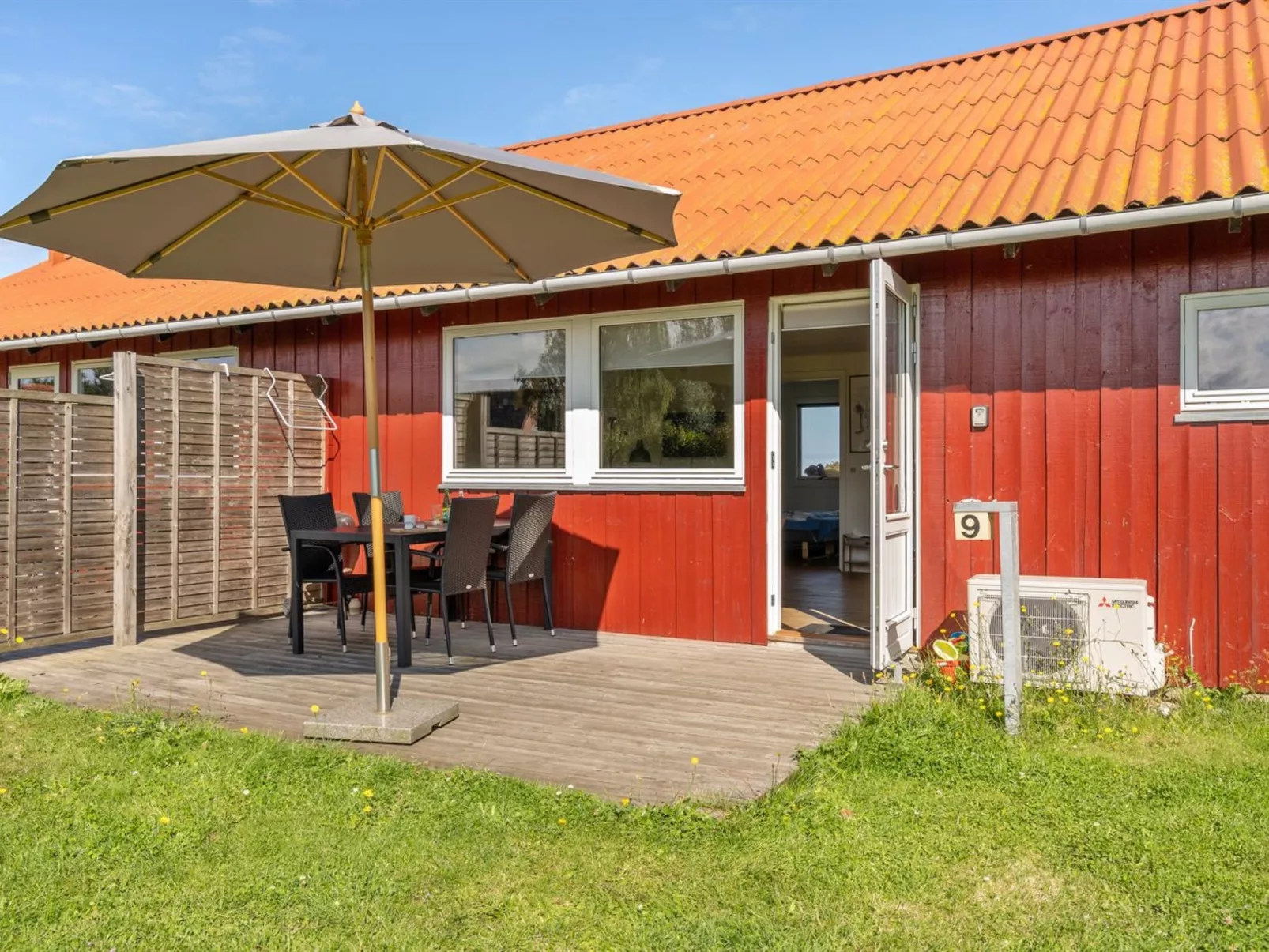 "Esther" - 700m from the sea-Draußen