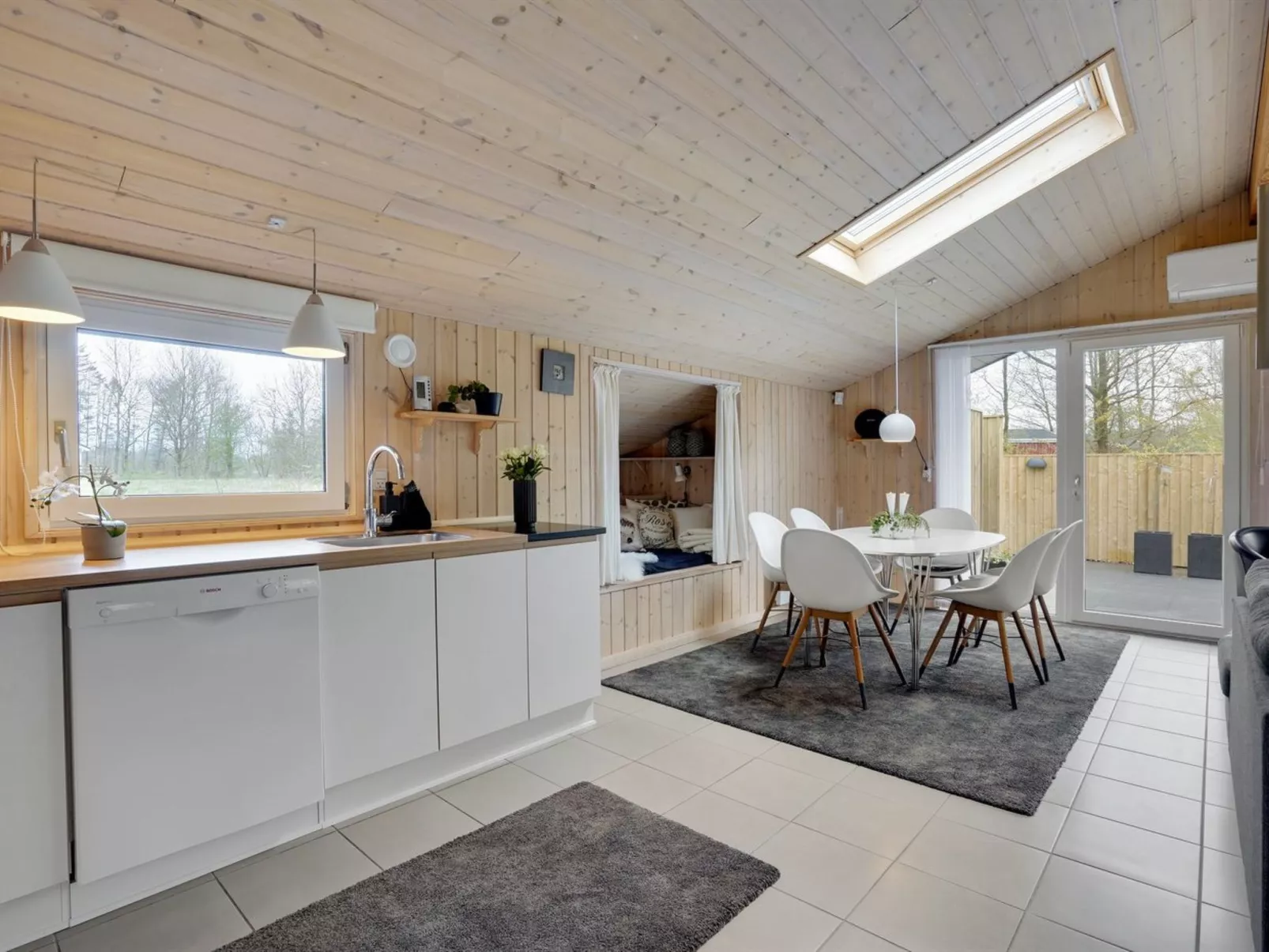 "Kea" - 30km from the sea-Inside