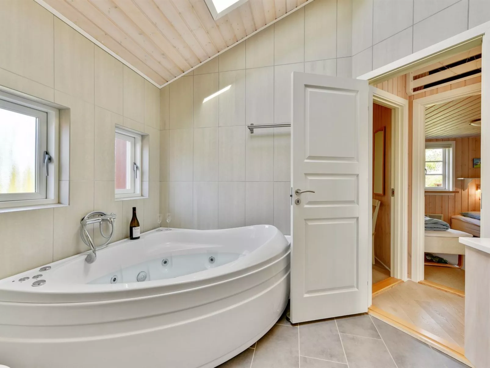 "Wienke" - 300m to the fjord-Dedans