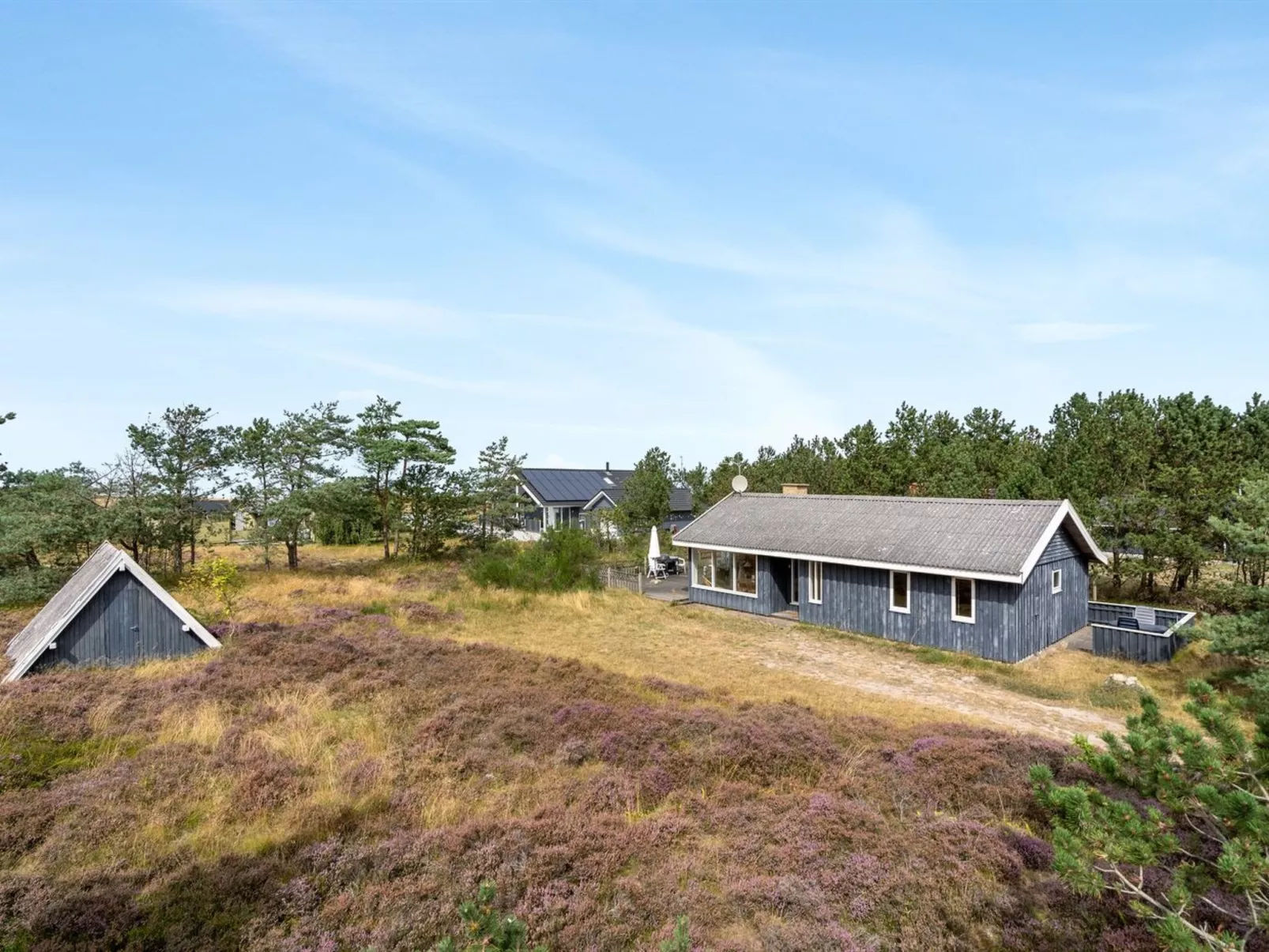 "Asmara" - 200m from the sea-Dehors