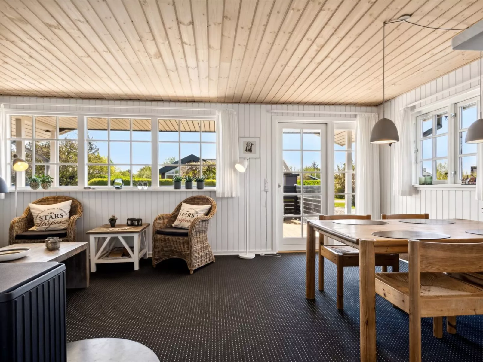 "Ekatarina" - 125m from the sea-Inside